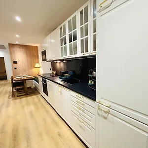 Camus Flats Apartment Brüssel