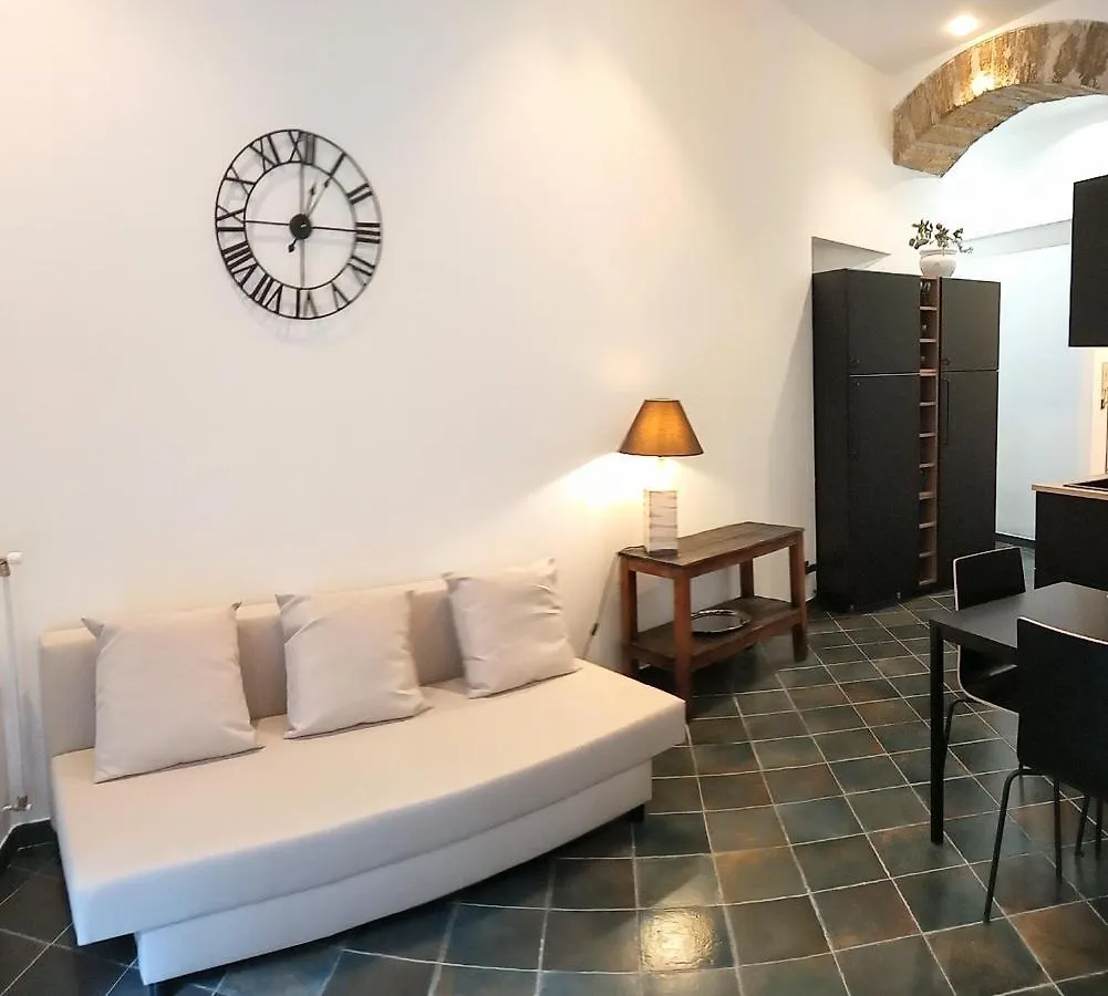 Apartment Ferienwohnung Locazione Breve In Pieno Centro 